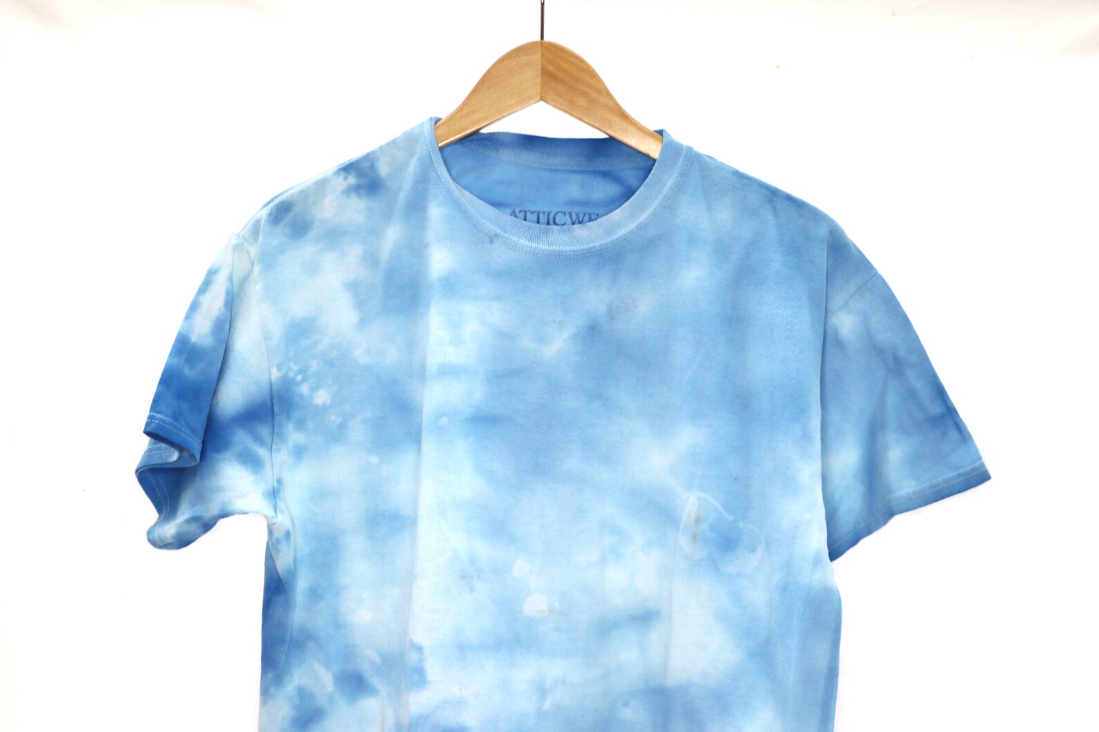 Blue Tie Dye T Shirt Beachy Tie Dye Tee Light Wash Summer - Etsy