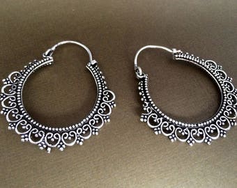 bohemain silver earrings-silver hoop earrings-tribal earrings-traditional jewelry-Antique jewelry-kucchi earrings