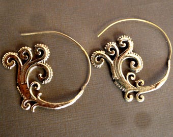 CLEARANCE SALE Bohemian  Earring spiral,sea wave-Gold Spiral earring,Coachella,Filigree Gold,Burning man,BOHO,Tribal Brass earring