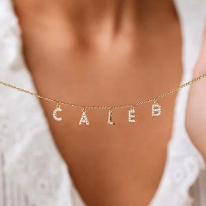 Collar con nombre, collar con inicial, collar con letra colgante