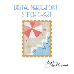 以下が含まれることがあります： 黒い持ち手と「But First, Coffee」のテキストが黒い太字で書かれた白いセラミックマグ。マグカップはぼやけた背景に置かれており、居心地の良い環境を示唆しています。