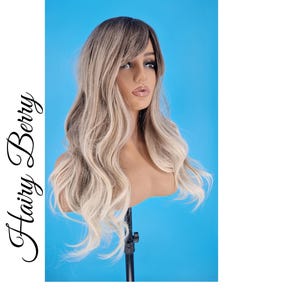 ponytail wig, blonde wig with bangs, wig with bangs, calico wig, calic wig, bleach blonde wig bangs, drag queen wig, ombre blonde wig