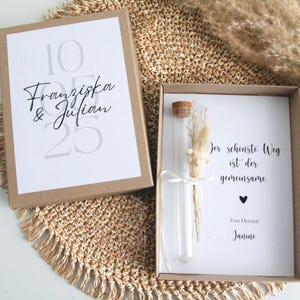 Personalisierte Geschenkbox zur Hochzeit mit Reagenzglas | Geldgeschenk Hochzeit | Hochzeitsgeschenk mit Namen & Datum