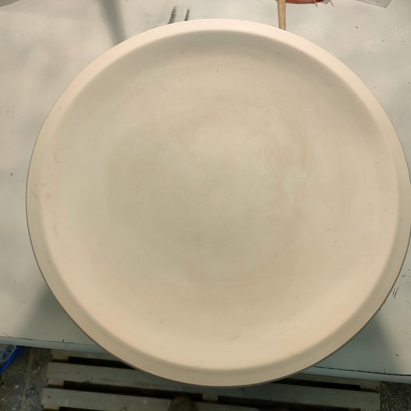 V/L Round plate, Slump mould. 29 x 2.9cm