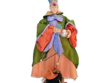 Patience Brewster Krinkles Fortune Teller Witch and black spider , Dept 56 collectible Halloween figurine, whimsical handcrafted Decor