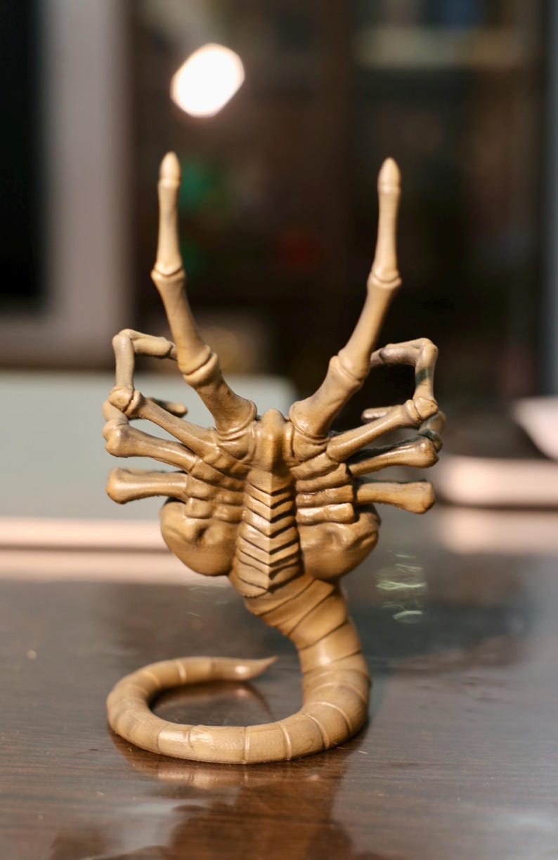Alien Facehugger | Phone Stand | 3D Printed Figure - Etsy