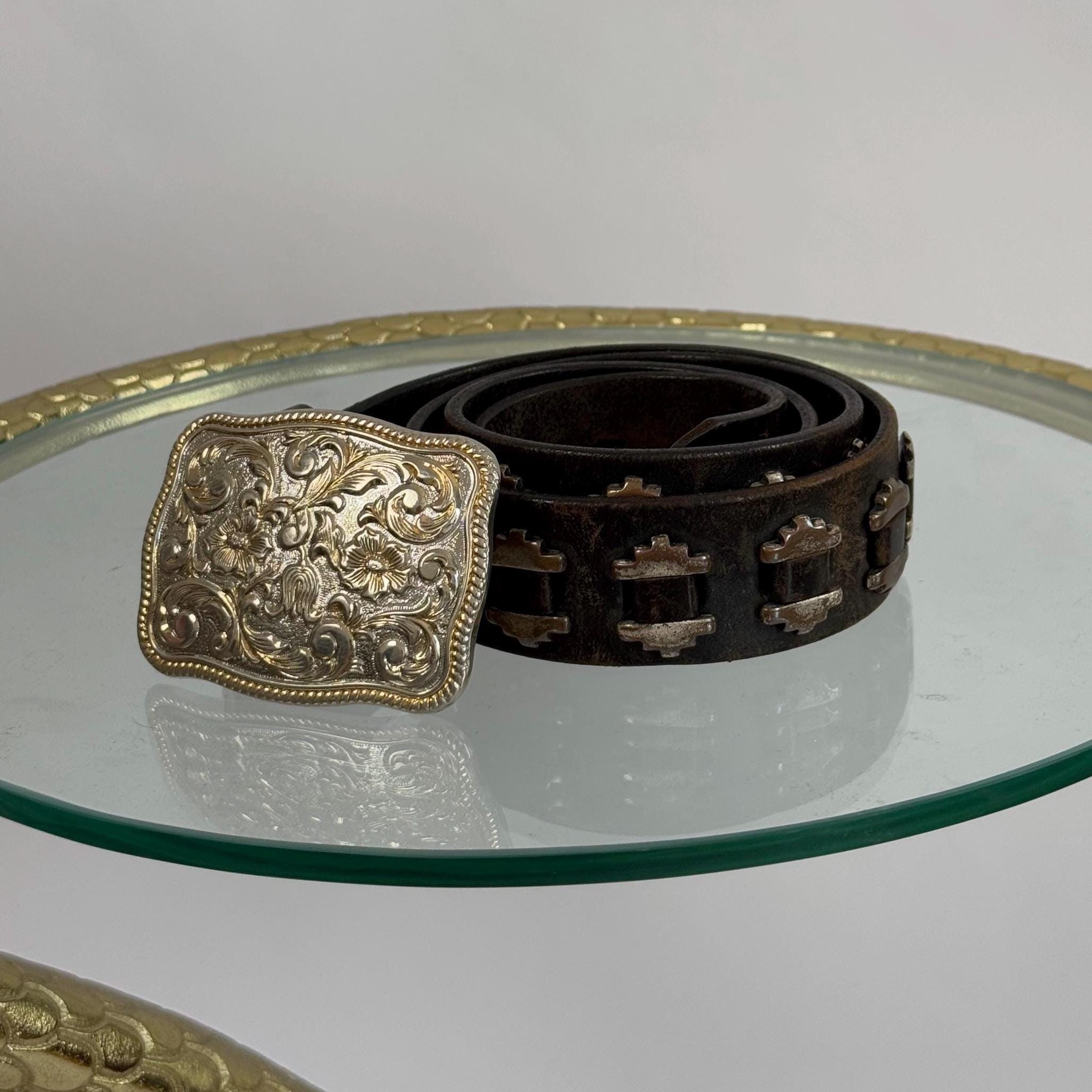 Chambers Phoenix Equestrian Brown Tooled Leather Belt Gold Buckle Vintage Sz 24 Horseshoe Buckle Belt 30mm | Ezra Arthur main image 4