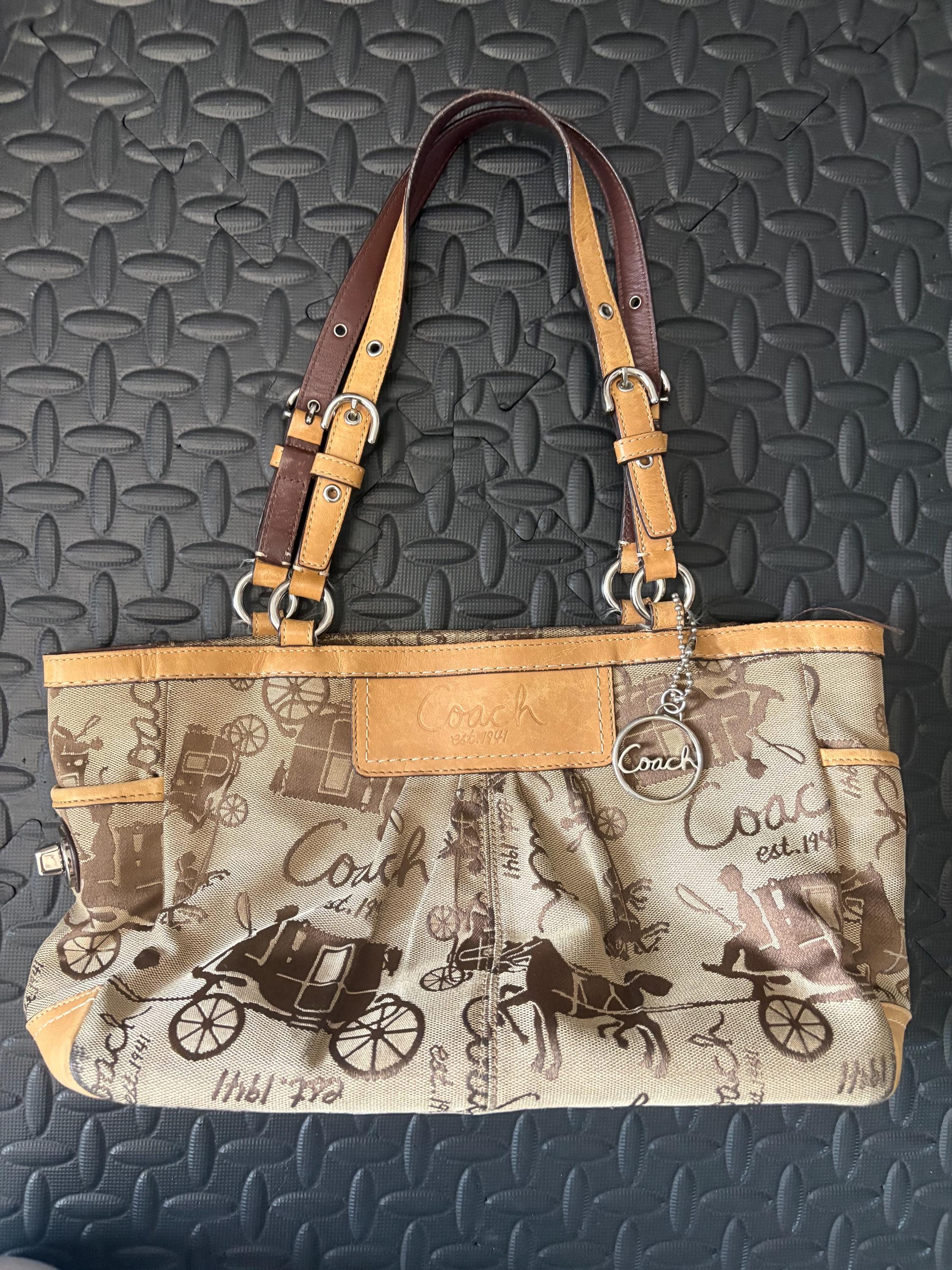 Coach Horse and Carriage Handbag - Etsy