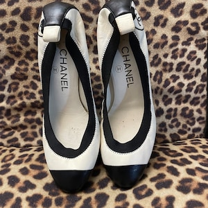 Chanel Spirit Vintage Pumps Size 36 1/2 C - Etsy
