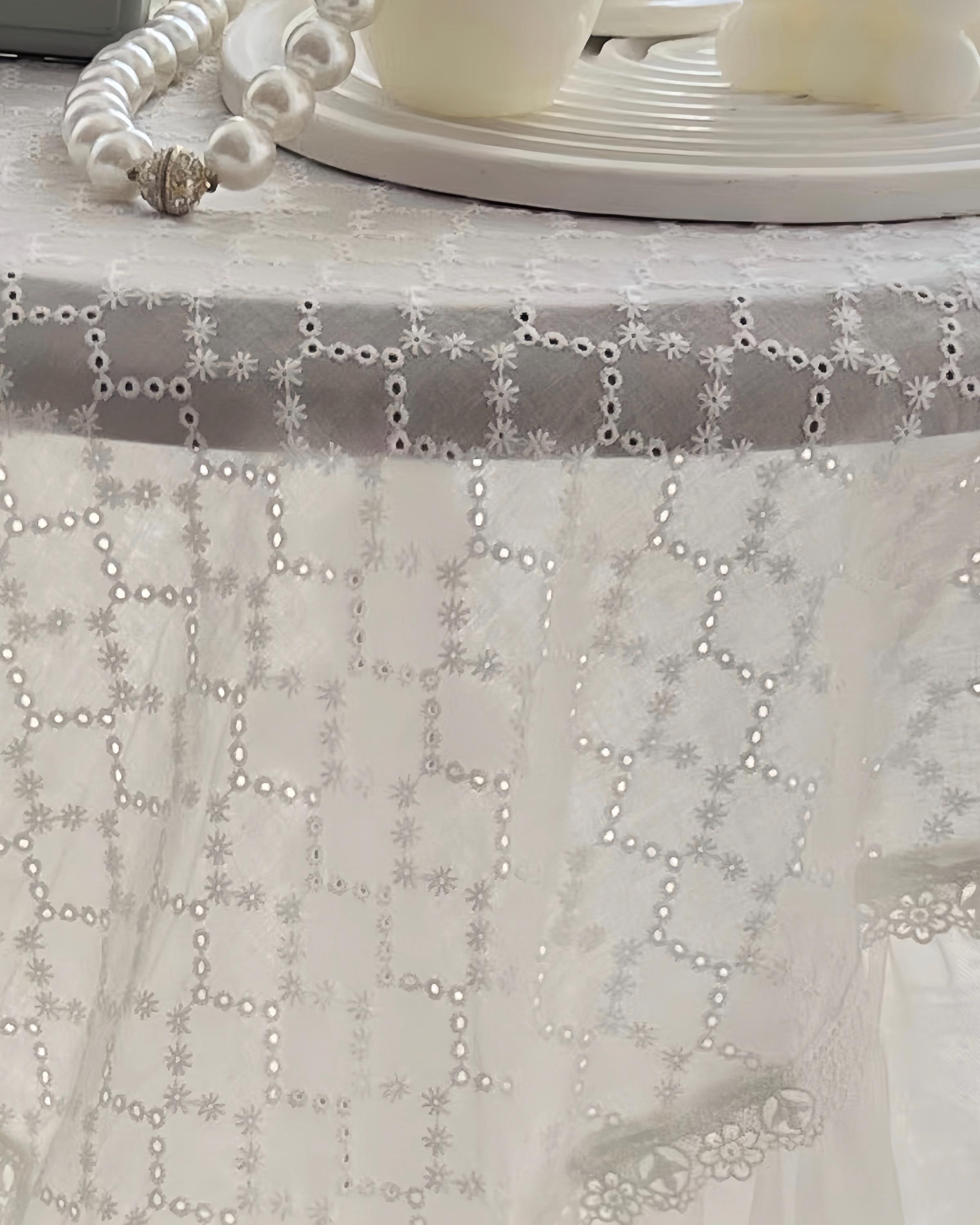 White Lace Ruffle Tablecloth: Chic Wedding Table Decor - Etsy