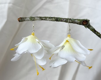 Weiße Seide Ginger Blumen Ohrringe, hypoallergene Ohrringe, Hawaii Schmuck