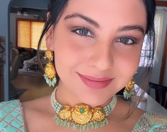 Conjunto de gargantilla chapada en oro: Joyería de la Casa de la Moneda de India y Pakistán