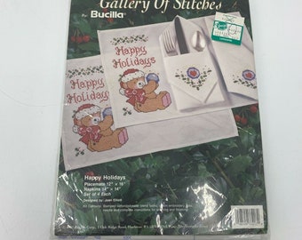 Bucilla Gallery of Stitches Happy Holidays Tovagliette Tovaglioli Joan Elliott