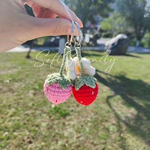 Gehäkelte Erdbeere, Erdbeere Schlüsselanhänger, Sonnenblume Schlüsselanhänger, Gänseblümchen Blume Schlüsselanhänger, Taschenanhänger, Taschenanhänger, Geschenk für Frau