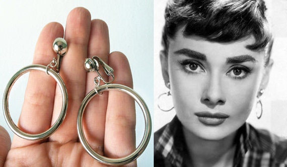 Iconic 50s Dangle Drop Hoop Earrings Silver Tone Minimalist 