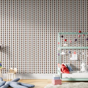 Carta da parati autoadesiva con coccinella nei colori beige e rosso, perfetta per la cameretta dei bambini, motivo minimalista per bambini. Materiali tradizionali o rimovibili.