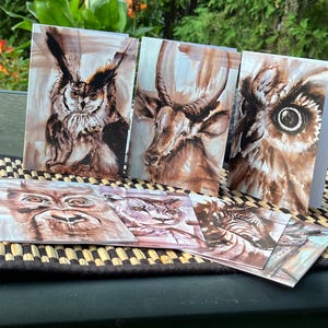 Tarjetas de felicitación de 5 x 7 con diseño de ANIMALES, en blanco y con sobres. Tarjetas de felicitación. Juego de 7 superventas. Arte en grafito de Rachel Boutin.