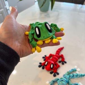 Articulated 3D Printed Gecko with Magnetic Feet | Flexible Fidget Toy |