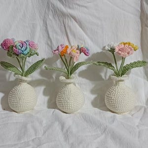 crochet flowers in vase plushies, housewarming， home decor, gift for her, gift idea, table top decor