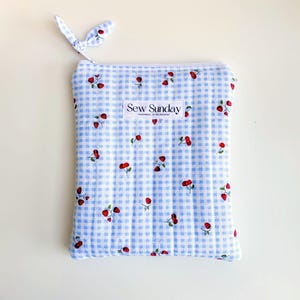 Blue gingham quilted kindle sleeve, essential travel case on the go, white lining cover, trendy e-reader tablet sleeve gift for women