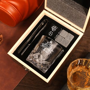 Personalized Whiskey Glass Set with Wooden Box,Whiskey Stone Set,Personalized Glass Set gift for men,Boyfriend Gift,Anniversary gift