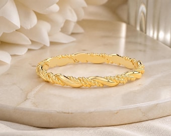 Solid Gold Twisted Rope Ring, 14K 18K Gold Stackable Band, Minimalist Rope Ring, Dainty Wedding Band, Everyday Gold Ring, Gift for Her