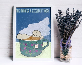 The manatea is excellent today - Illustrazione formato cartolina di lamentino immerso in una tazza di tè