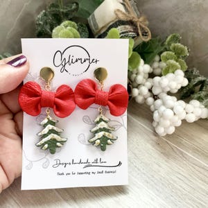 christmas tree earring, bow earrings, holiday earrings, christmas earrings, winter earrings, Polymer clay earrings, handmade earring,