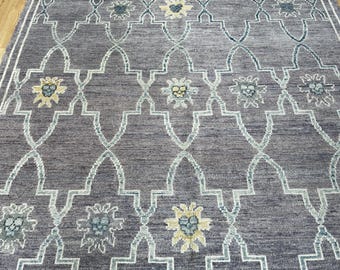 15238 Hand-Knotted Wool Rug 9x12 | Gray Geometric Medallion with Floral Accents | Modern Oriental Style | One-of-a-Kind