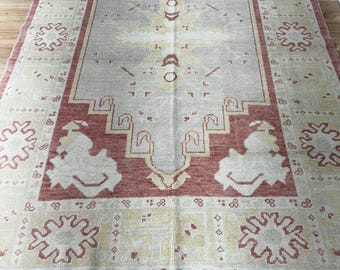 13804 – Handmade Turkish Oushak Rug 6x9 ft, Red & Ivory Wool Area Rug, Vintage Geometric Carpet with Yellow Accents