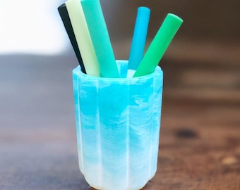 Handcrafted Ceramic Toothbrush Holder: Modern Bathroom Cup