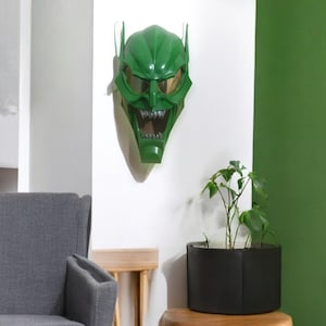 Green Goblin Replica Mask - Spider-Man Inspired Wall Decoration, Hand-Painted Detail