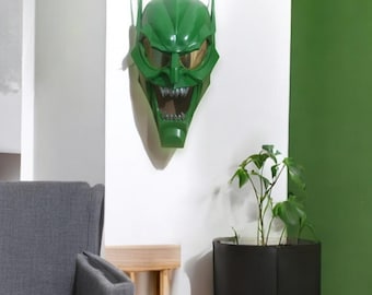Green Goblin Replica Mask - Spider-Man Inspired Wall Decoration, Hand-Painted Detail