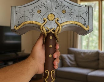 Mjolnir Hammer 40 cm – 3D Printed God of War Prop, Hand-Painted Kratos Weapon Replica, Cosplay & Display Piece