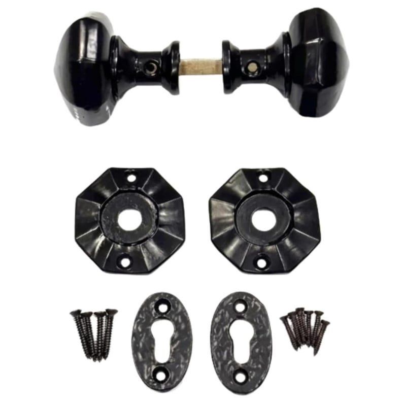 Pomos de puerta negros redondos ovalados octogonales de hierro fundido estilo Tudor antiguo con borde o embutido. imagen 14