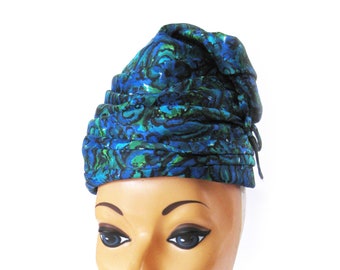 1940s Silk Vintage Turban, Women&#39;s Fashion Hat, Green and Blue Vintage Hat, Fold Over Hat with Bow / Size 22.5