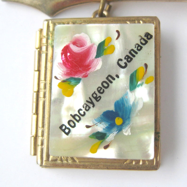 Mother Locket Brooch Mother Brag Book Canada Souvenir Shower Gift Costume Jewelry