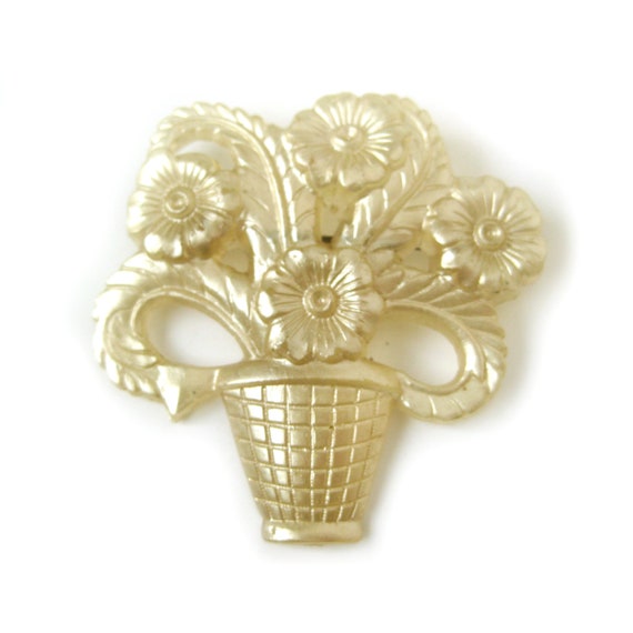 1940s Celluloid Flower Bouquet Brooch, Spring Bou… - image 1