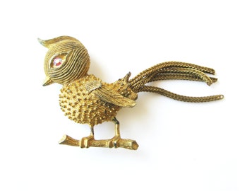 Vintage Bird Brooch, Etched Gold Bird with Chain Tail Feathers, Pink Rhinestone Eye, Scarf Pin, Costume Jewelry, Soaring Dove, Gift for Her