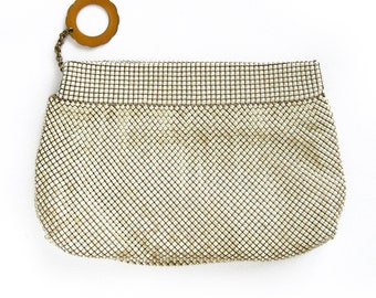 1960s Vintage Whiting and Davis Mesh Clutch / Ivory Metal Mesh with Flower Zipper Pull / Designer Evening Bag / Small Purse / Bride Bag