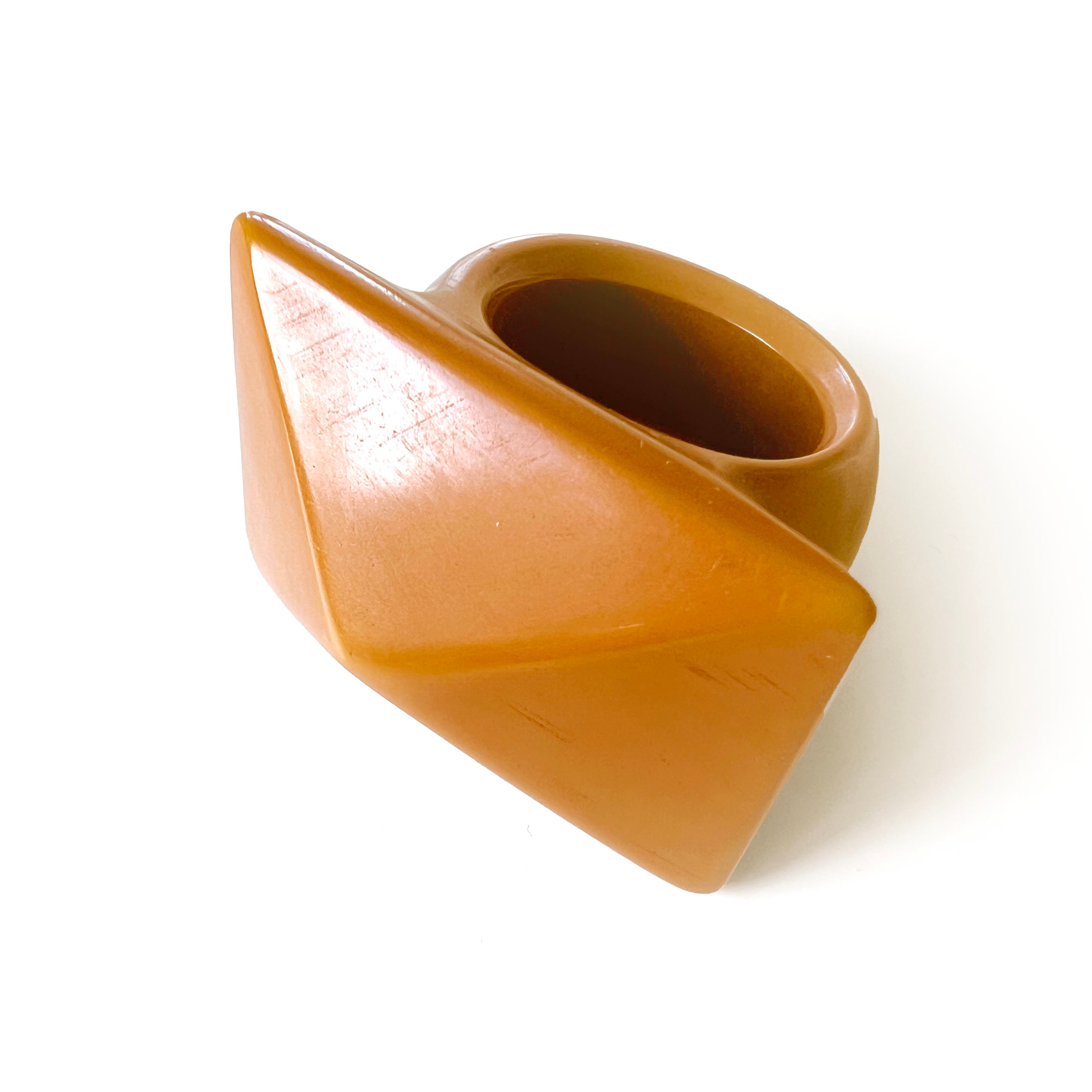 ヴィンテージ　ベークライト　リング　グリーン BAKELITE グリーンベークライトフラワーリング（12号） | Milo