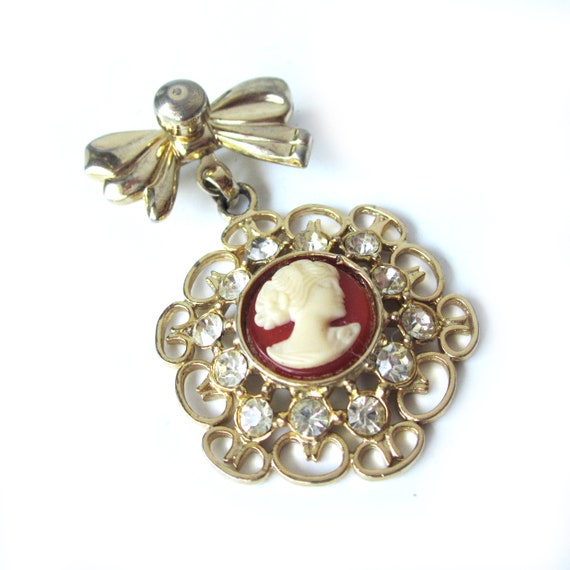 1960s Cameo Dangle Brooch, Victorian Revival Pin … - image 4