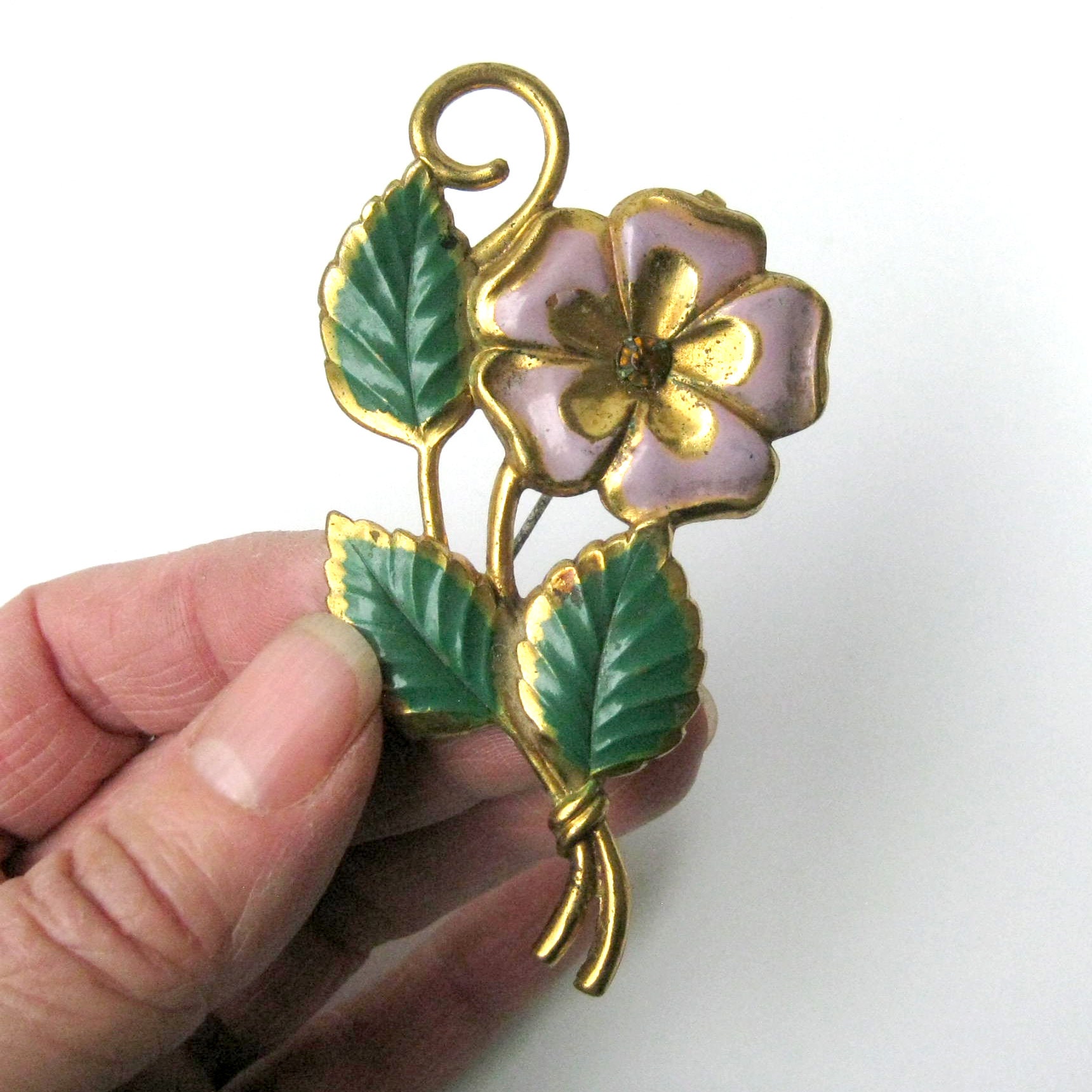 Vintage　1940’s flower handpaint brooch Vintage 1940s Enameled Flower Brooch - Etsy