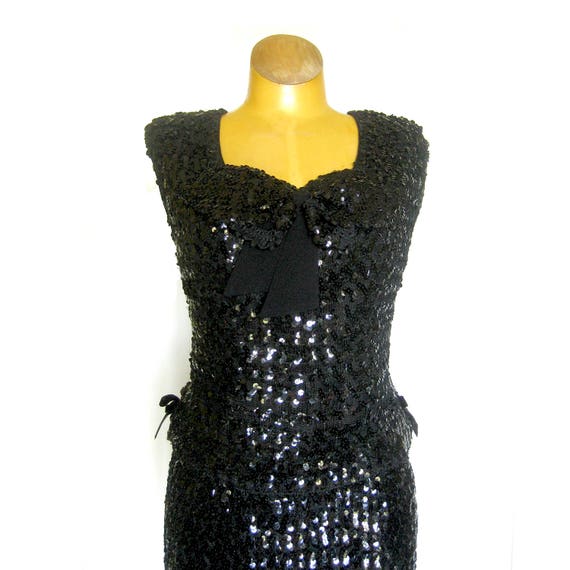 Black Sequin Wiggle Dress, Two-Piece Bombshell Dr… - image 4