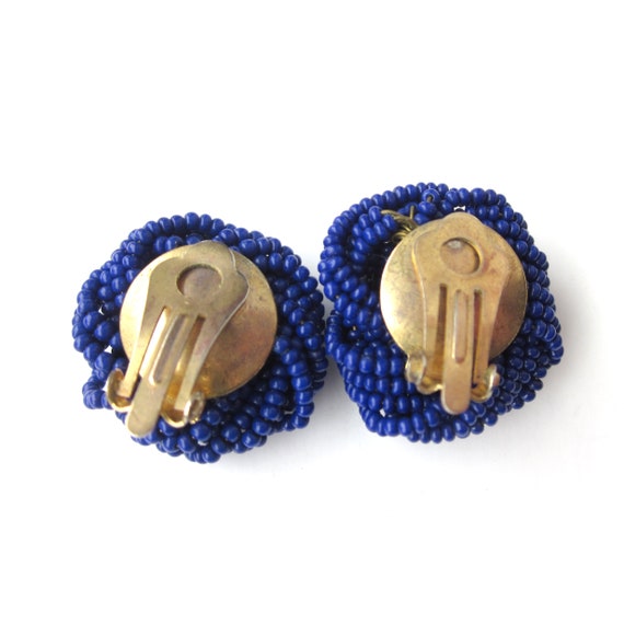 Vintage 60s Navy BLUE Beaded Twist KNOT Earrings,… - image 5