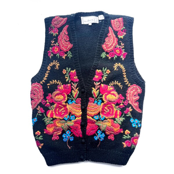 KNIT FLORAL VEST