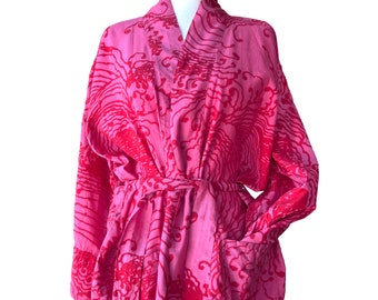 Vintage 1970s Jack Lenor Larsen Silk Robe, Bright Pink Abstract Wave Print, 100% Thai Silk, Belted Robe, One Size, Hand Woven Thai Silk Robe