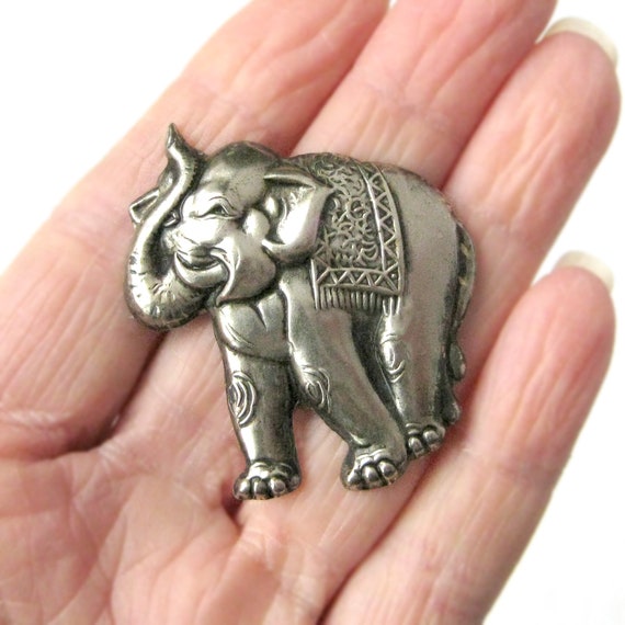 Vintage Pressed Silver ELEPHANT Brooch, Boho Styl… - image 5