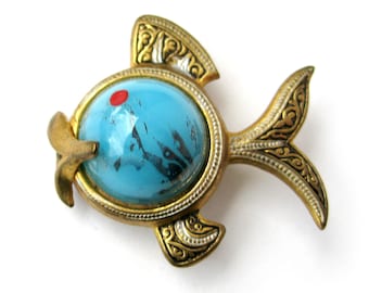 Fish Brooch with Aqua Blue Cabochon in a Decorative Metal Setting, Angel Fish Pin, Aquatic Beach Theme Vintage Jewelry