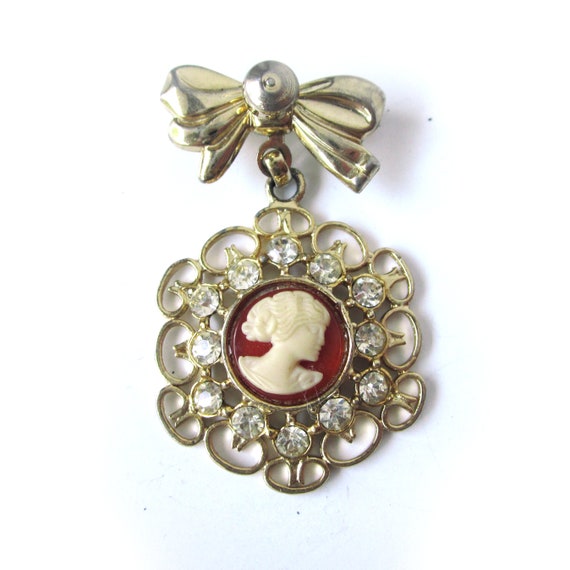 1960s Cameo Dangle Brooch, Victorian Revival Pin … - image 1